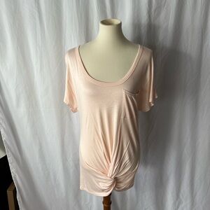 Venus Pink/Peach Knotted Pocket T-shirt - size - Medium